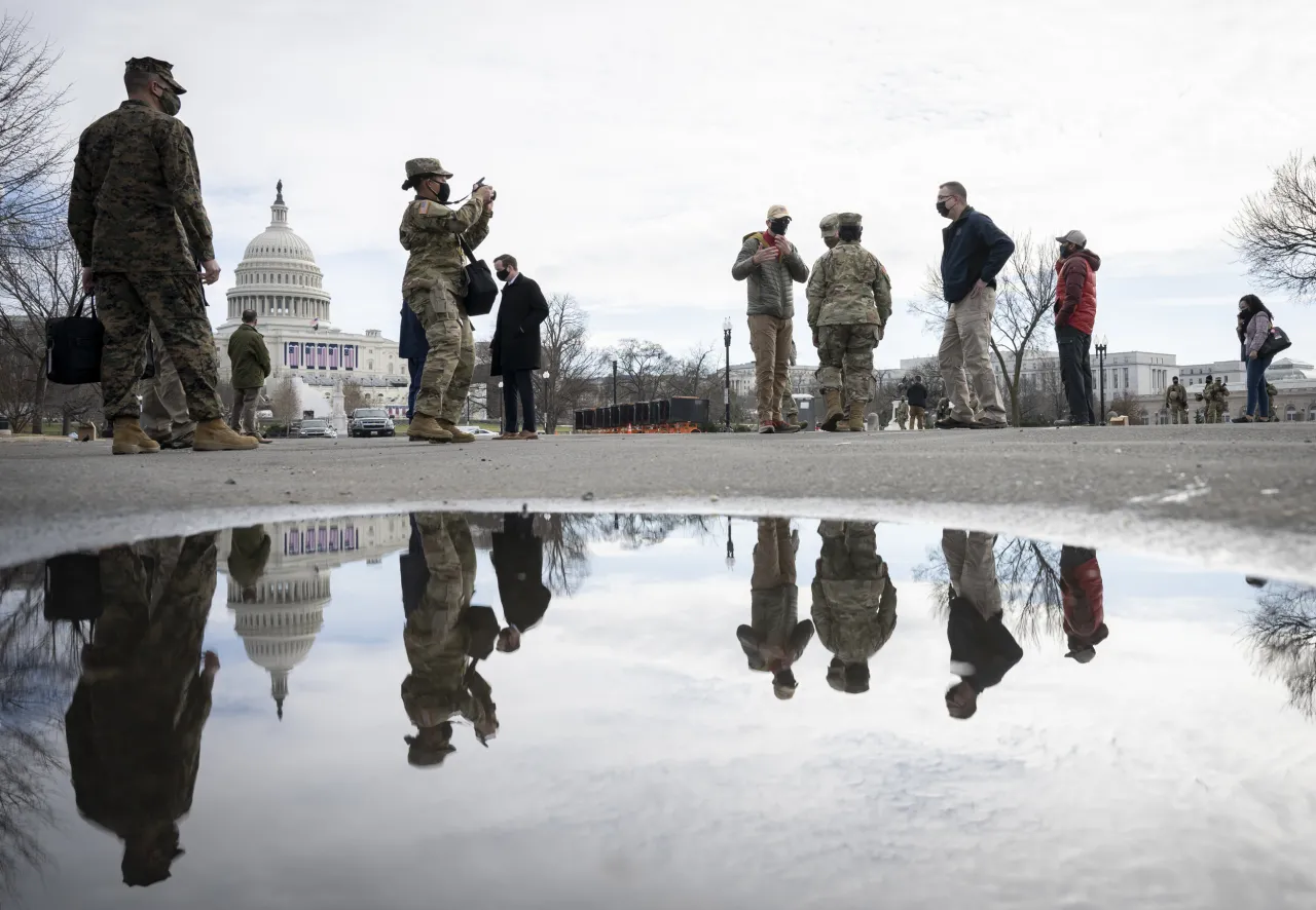 Image: Acting Secretary Gaynor Tours the U.S. Capitol (24)