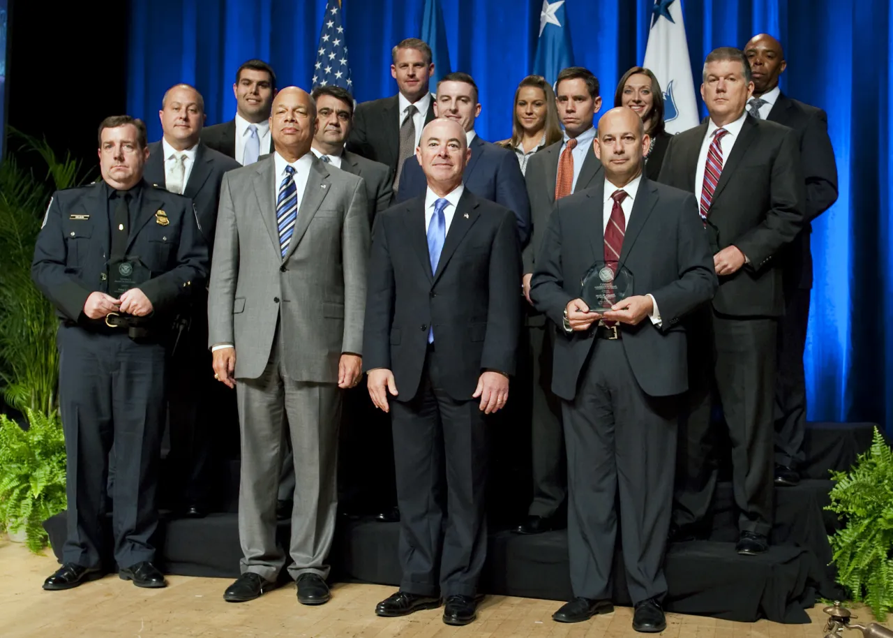Image: Secretary’s Award for Excellence 2014 - Counterfeit Currency Investigation Team