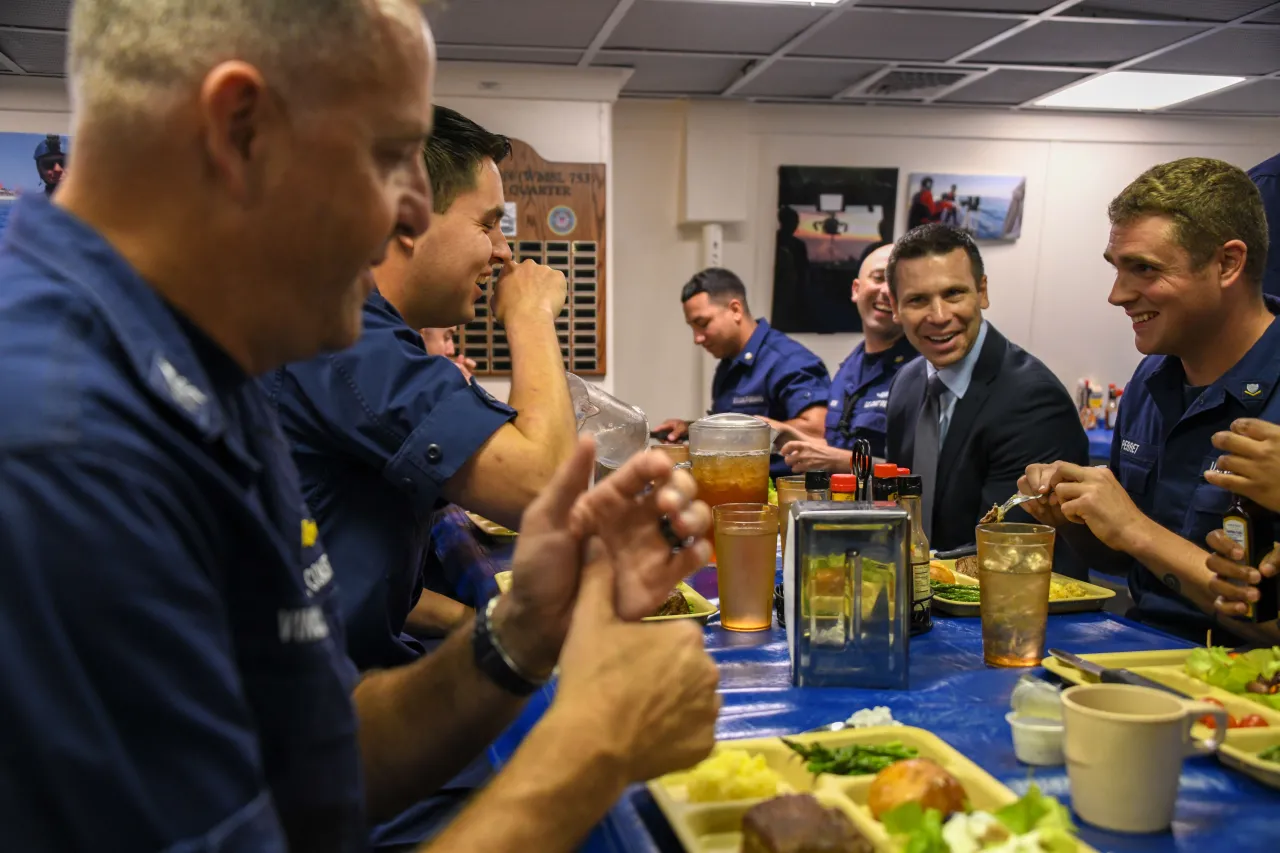 Image: Coast Guard Cutter Hamilton Drug Offload - Crew Visit (31)