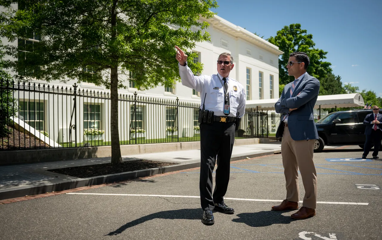 Image: Acting Secretary Wolf Visits Secret Service Uniformed Division at the White House (4)