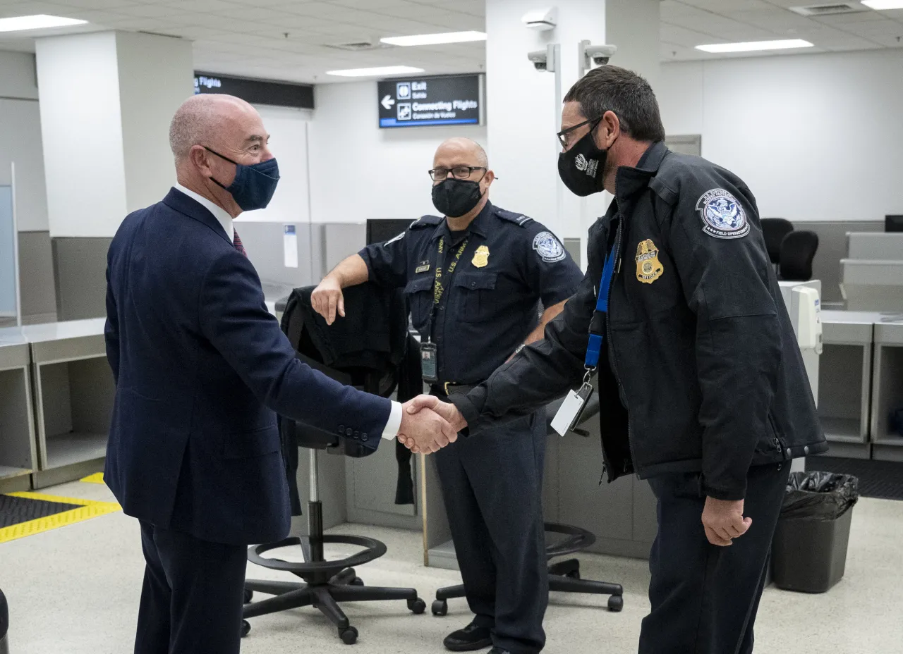 Image: DHS Secretary Alejandro Mayorkas Visits TSA and CBP Officers