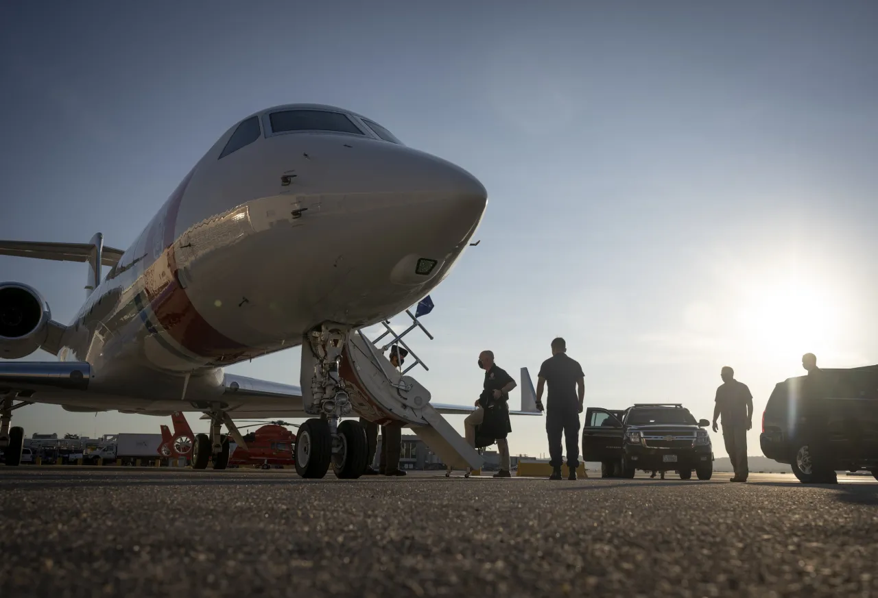 Image: DHS Secretary Alejandro Mayorkas Departs DCA (4)