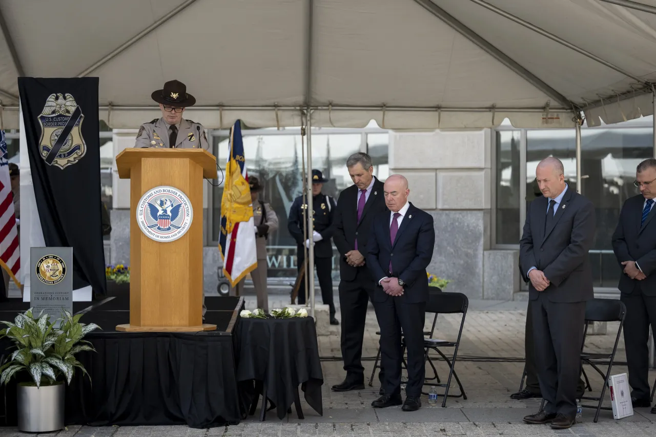 Image: DHS Secretary Alejandro Mayorkas Attends the Annual CBP Valor Memorial   (028)