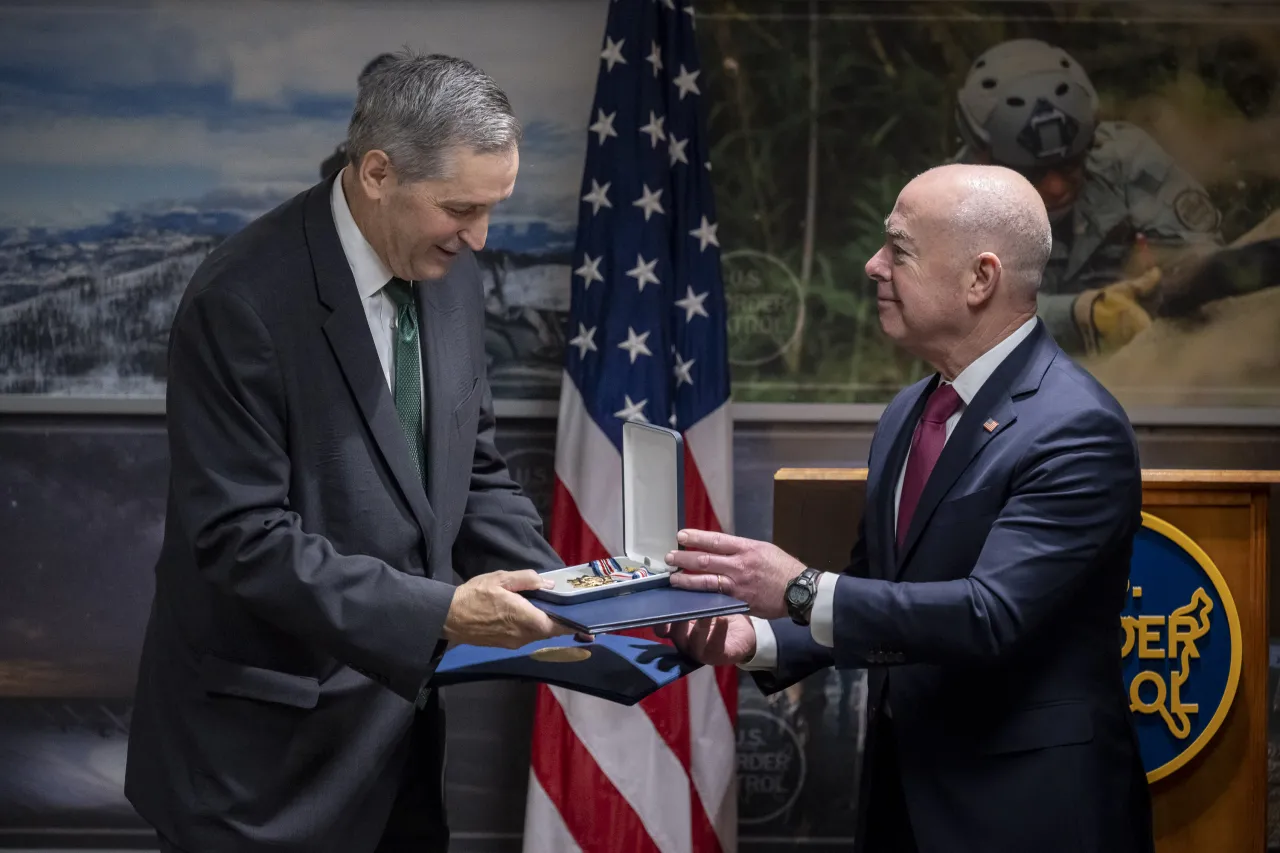 Image: DHS Secretary Alejandro Mayorkas Says Farewell to CBP Deputy Commissioner and Chief Ortiz    (024)