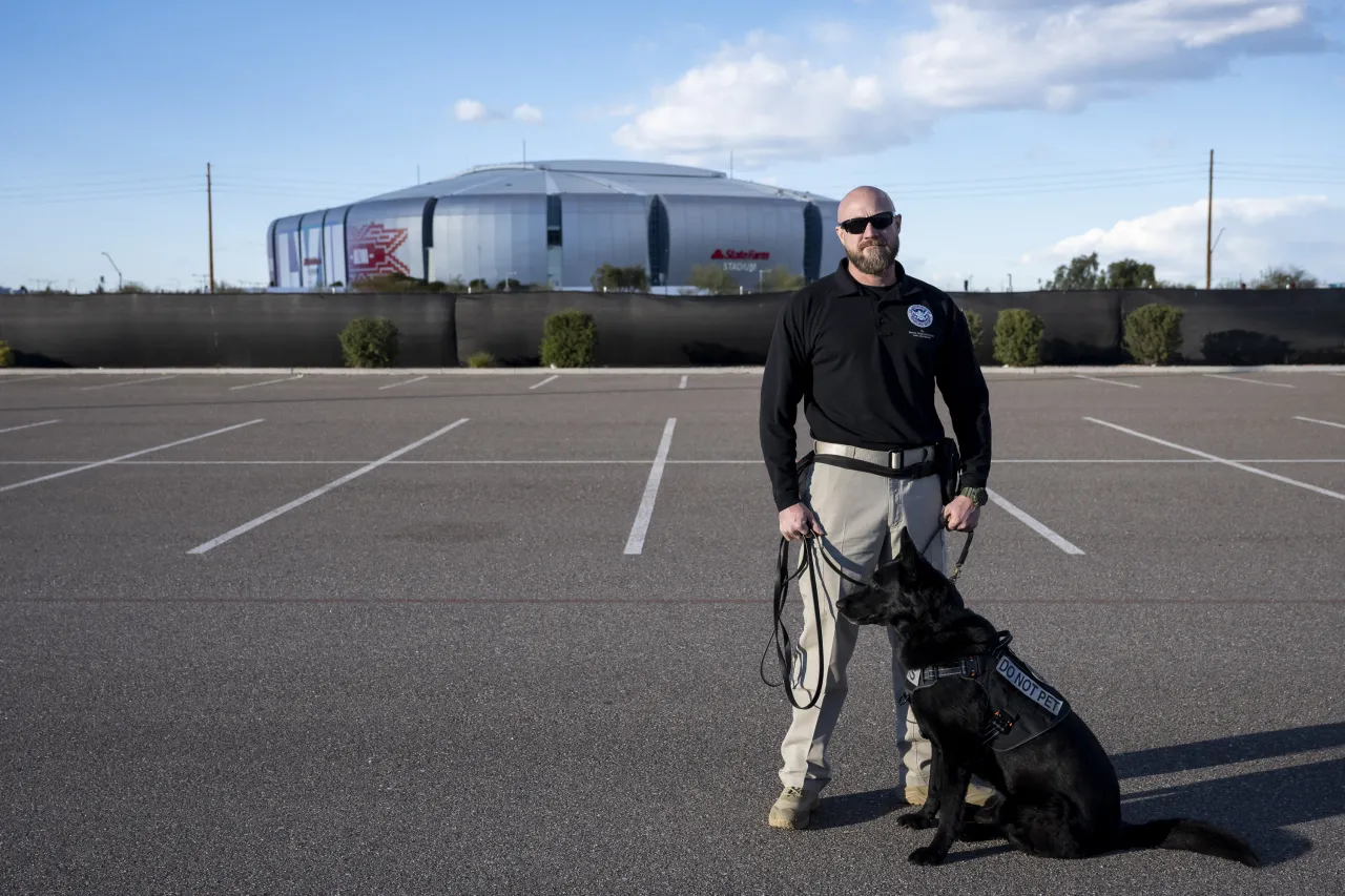 Image: DHS Employees Work to Secure Super Bowl LVII (116)