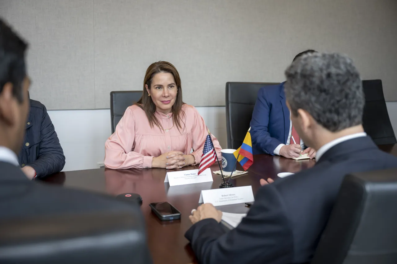 Image: DHS Under Secretary of Strategy, Policy, and Plans, Robert Silvers, Participates in a Bilateral Meeting with Minister Maino (004)