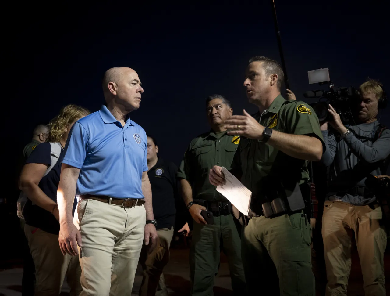Image: DHS Secretary Alejandro Mayorkas Participates Border Tour with U.S. Border Patrol (009)