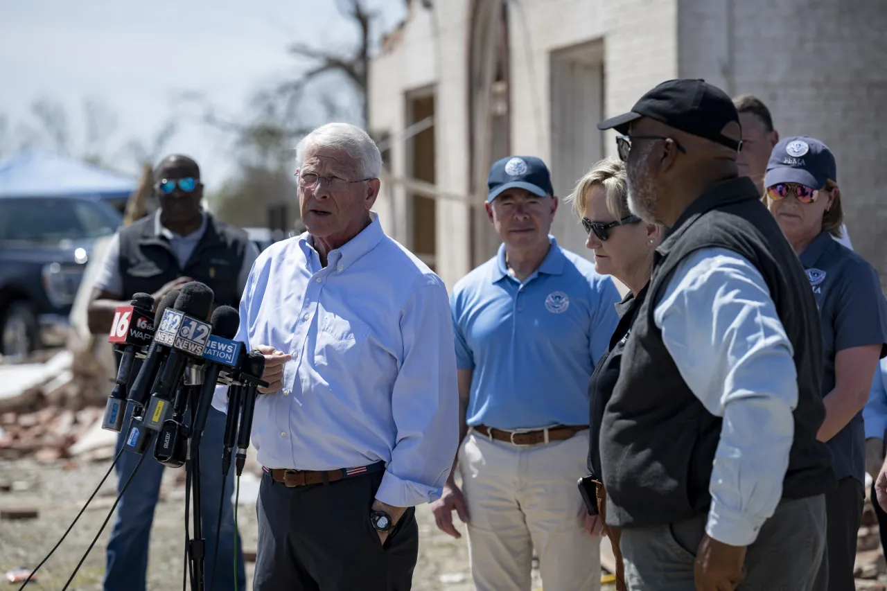 Image: DHS Secretary Alejandro Mayorkas Visits Rolling Fork, Mississippi  (074)