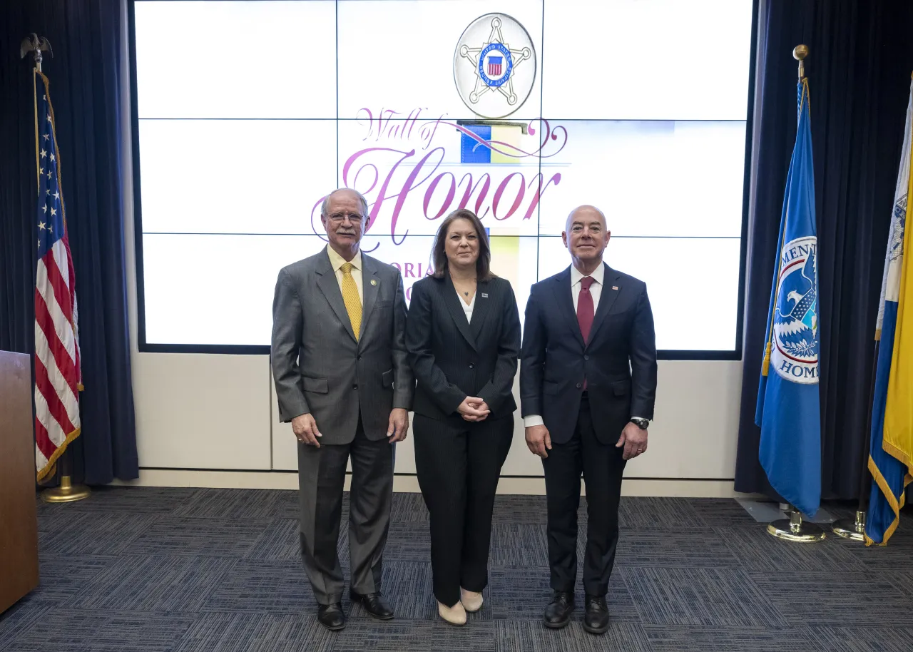 Image: DHS Secretary Alejandro Mayorkas Attends USSS Wall of Honor Ceremony  (033)