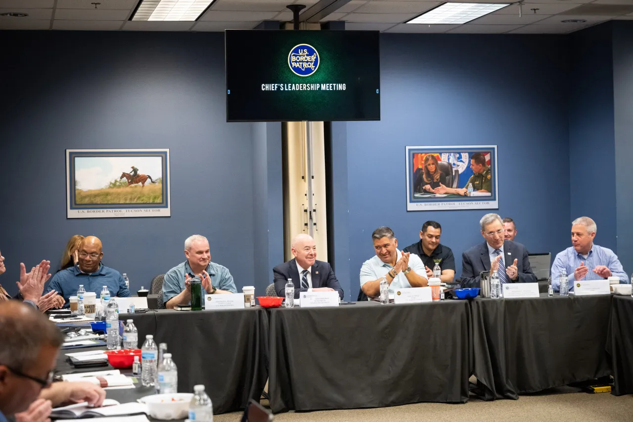 Image: DHS Secretary Alejandro Mayorkas Visits U.S. Border Patrol Tucson Sector Headquarters (019)