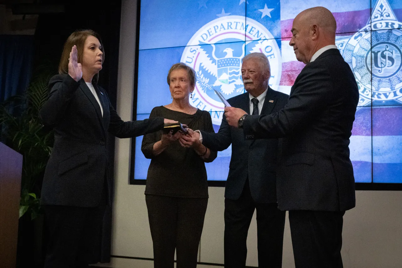 Image: DHS Secretary Alejandro Mayorkas Swears In Director of USSS (013)