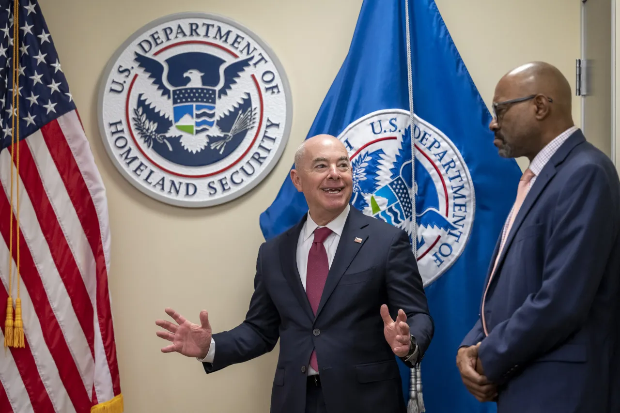 Image: DHS Secretary Alejandro Mayorkas Says Farewell to Acting ICE Director  (006)