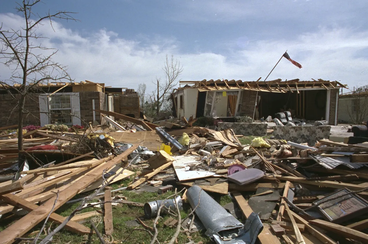 Image: Hurricane Andrew - Houses and Businesses Damaged (29)