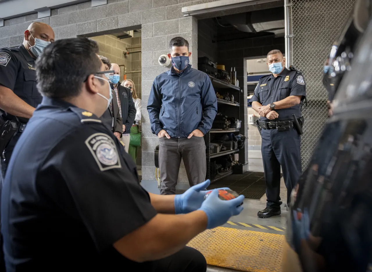 Image: Acting Secretary Wolf Participates in an Operational Tour of San Ysidro Port of Entry (3)