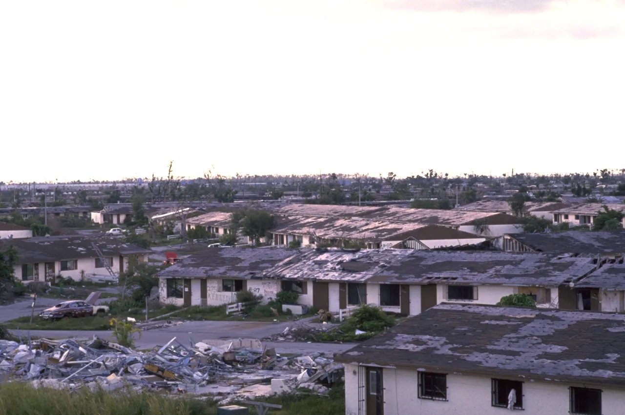 Image: Hurricane Andrew - Houses and Businesses Damaged (15)