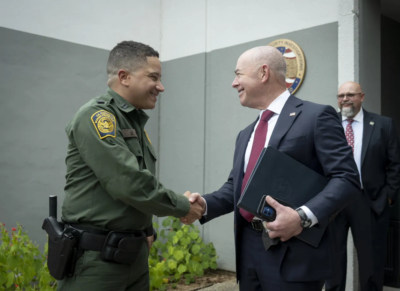 Image: DHS Secretary Alejandro Mayorkas Engages with DHS Employees (012)