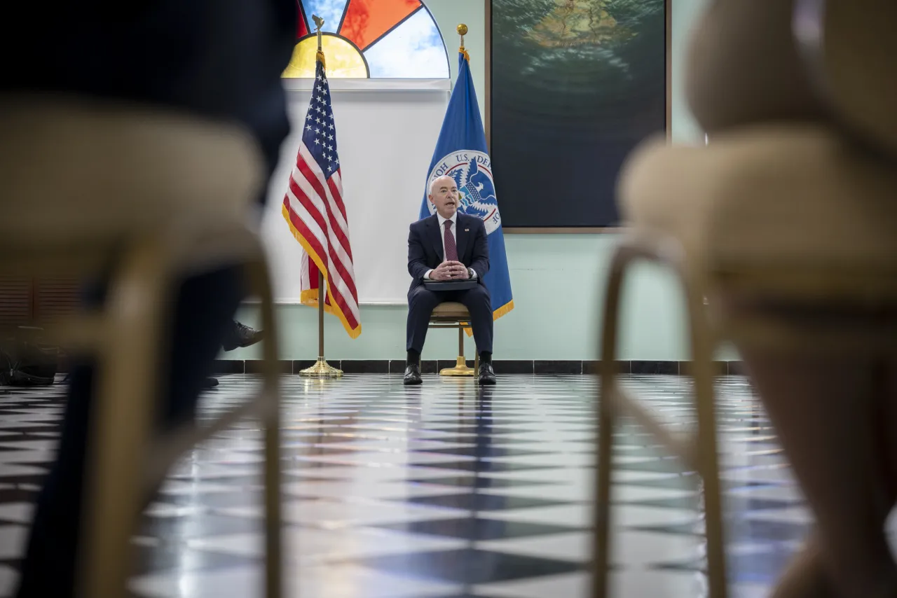 Image: DHS Secretary Alejandro Mayorkas Meets with Cuban-American Community Leaders (3)