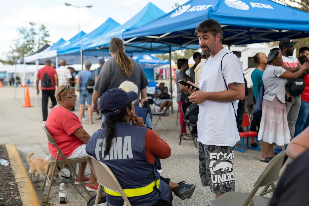 Image: FEMA Individua Assistance in Charlotte County, Florida (4)