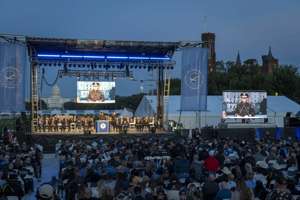 Image: DHS Secretary Alejandro Mayorkas Participates in Candlelight Vigil (03)