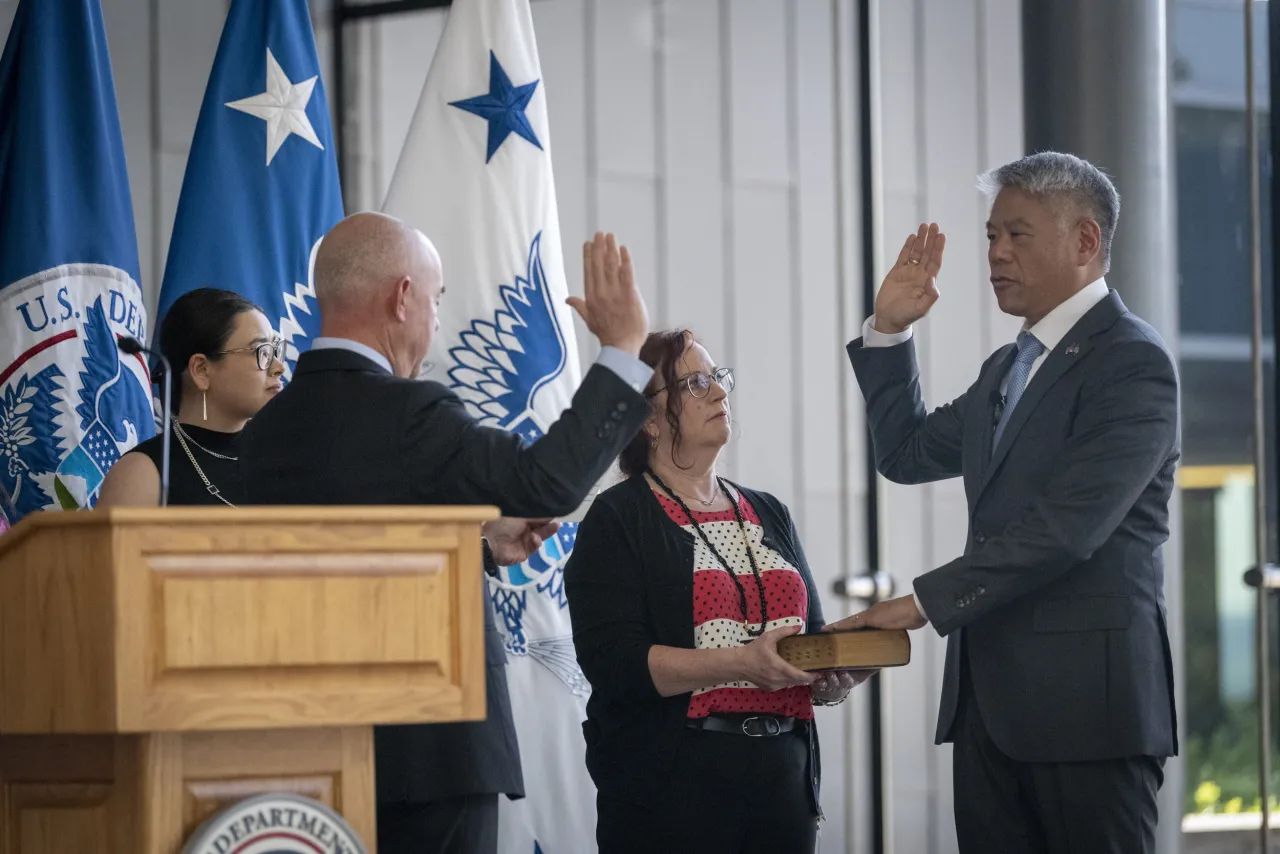 Image: DHS Secretary Alejandro Mayorkas Conducts Swearing-In Ceremony for John Tien (16)