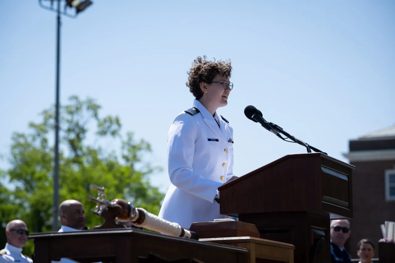 Image: DHS Secretary Alejandro Mayorkas Delivers Remarks at USCG Academy Commencement Address 2023 (029)