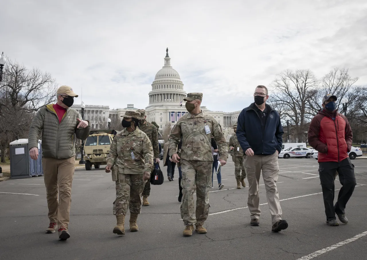 Image: Acting Secretary Gaynor Tours the U.S. Capitol (22)