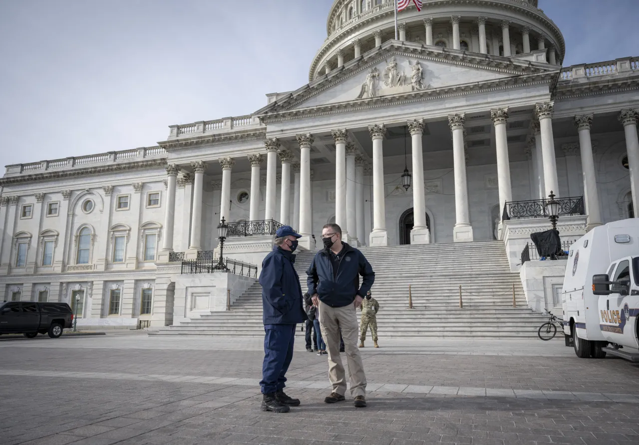 Image: Acting Secretary Gaynor Tours the U.S. Capitol (3)