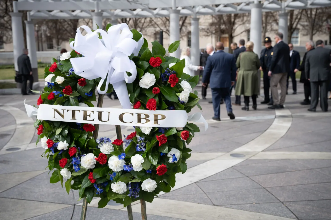 Image: DHS Secretary Alejandro Mayorkas Gives Remarks at NTEU Wreath Laying Ceremony (062)