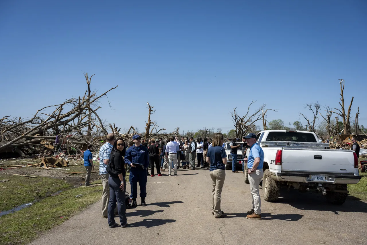 Image: DHS Secretary Alejandro Mayorkas Visits Rolling Fork, Mississippi  (053)