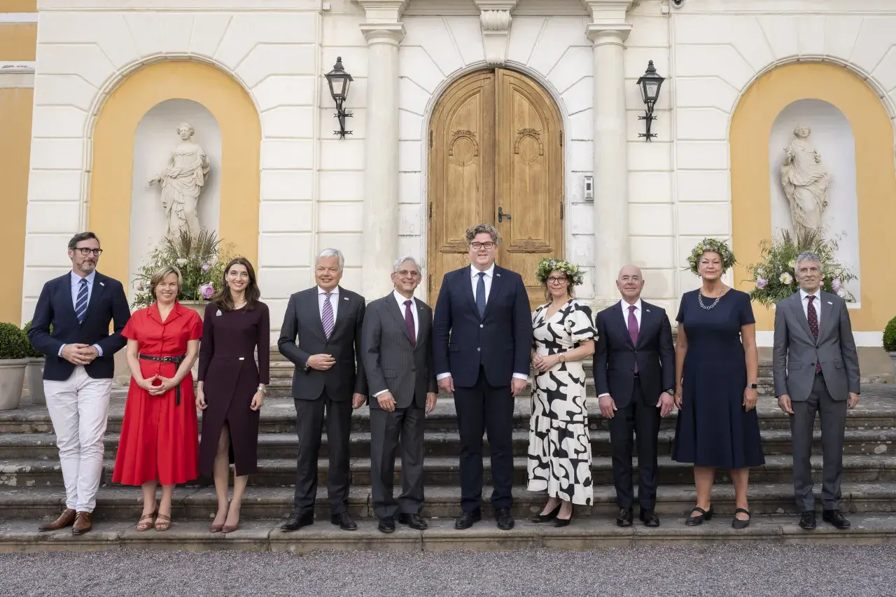 Image: DHS Secretary Alejandro Mayorkas Participates in a Family Photo (045)