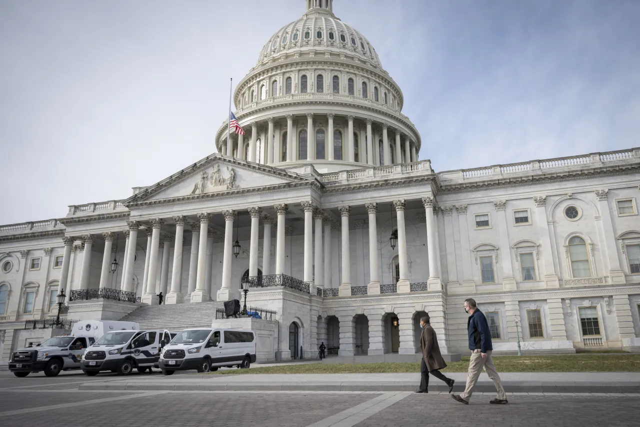 Image: Acting Secretary Gaynor Tours the U.S. Capitol  (2)