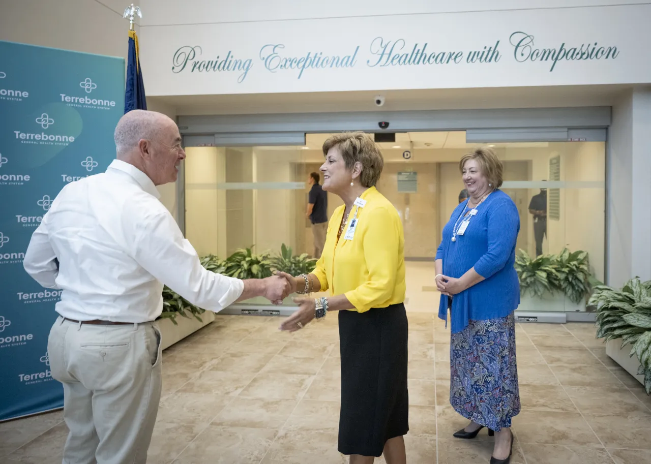 Image: DHS Secretary Alejandro Mayorkas Tours Terrebonne General Hospital (002)