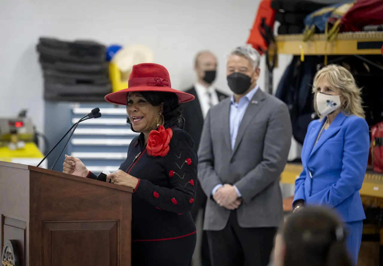 Image: DHS Deputy Secretary Participates in Listening Session and Book Reading with First Lady (118)