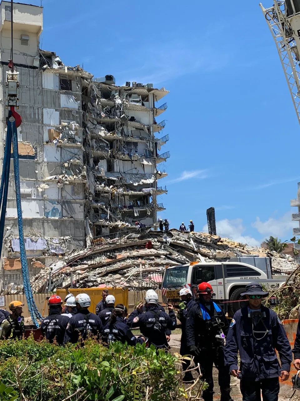 Image: FEMA Brings Assistance to Region 4 After Building Collapses in Miami-Dade County, Florida