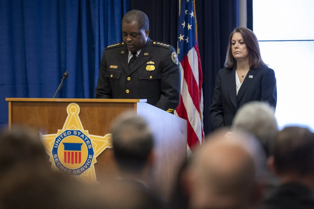 Image: DHS Secretary Alejandro Mayorkas Attends USSS Wall of Honor Ceremony  (022)