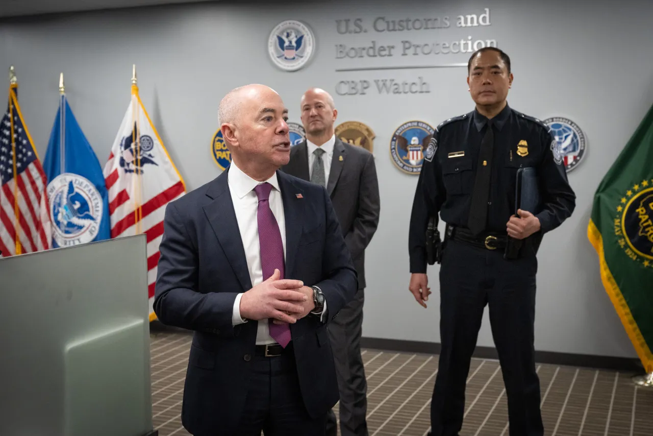Image: DHS Secretary Alejandro Mayorkas Meets United States Customs and Border Protection Employees (004)