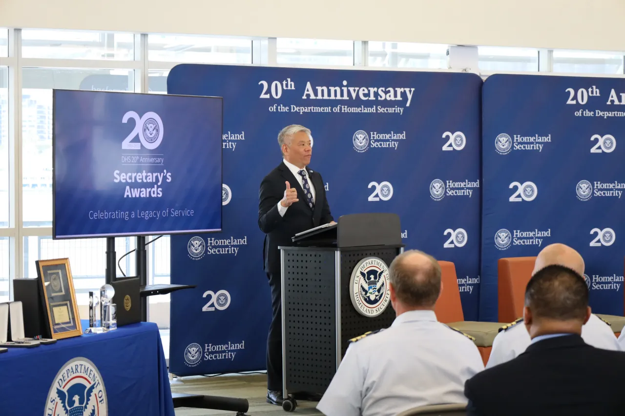 Image: DHS Deputy Secretary John Tien Presents Secretary Awards in Miami, FL (004)