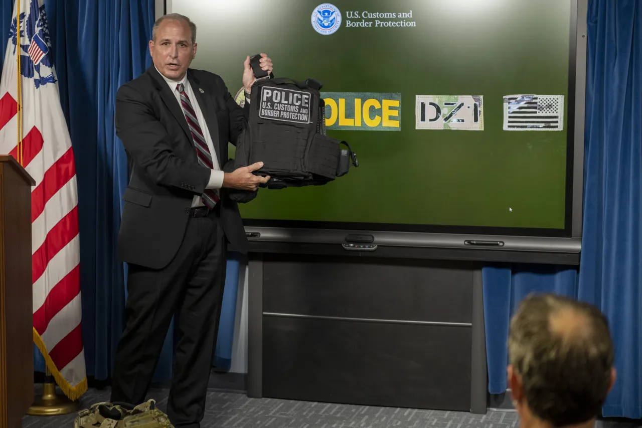 Image: Acting CBP Commissioner Mark Morgan Displays Identifying Markings on Officer Gear (2)