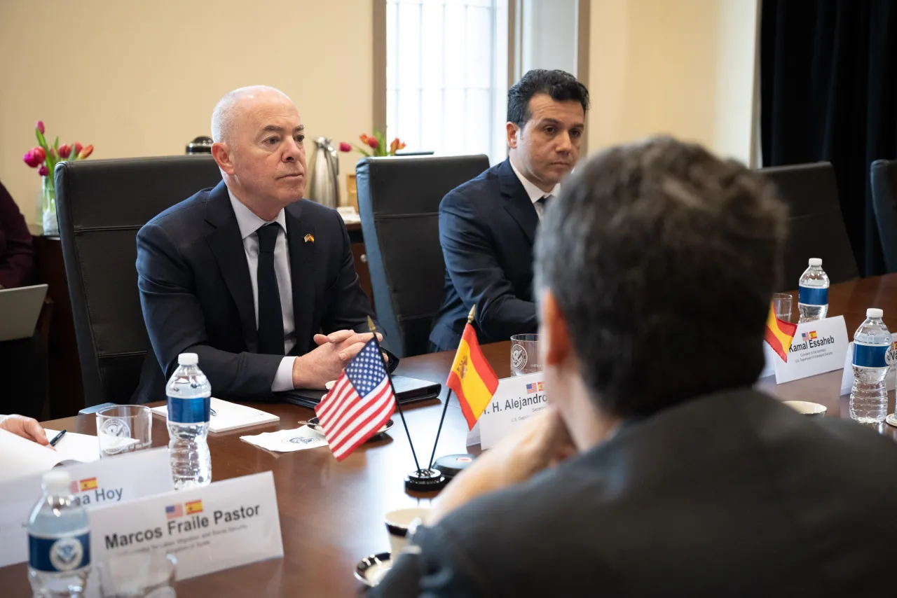 Image: DHS Secretary Alejandro Mayorkas Meets with Spanish Ambassador (011)