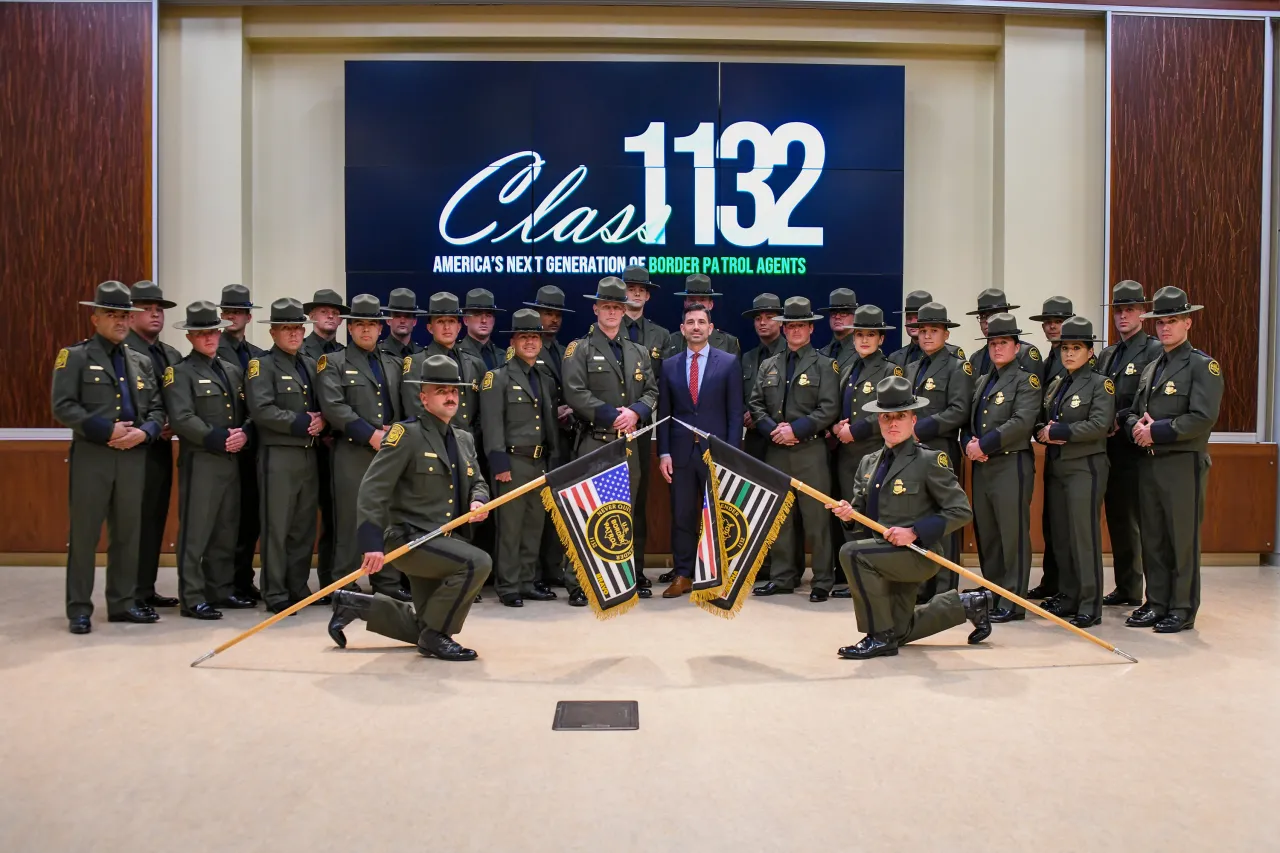 Image: Border Patrol Academy Class 1132 Graduation (33)