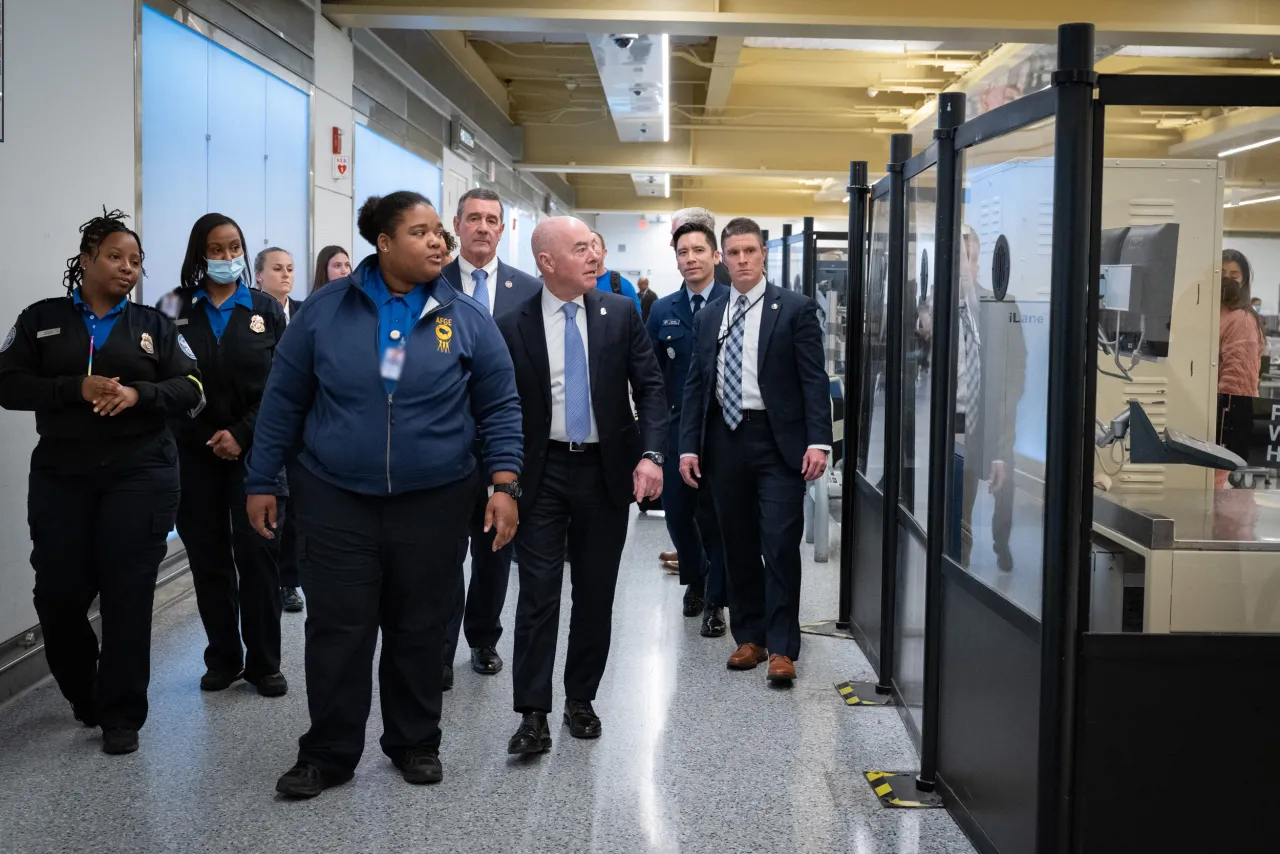 Image: DHS Secretary Alejandro Mayorkas Swears In TSA Administrator(023)