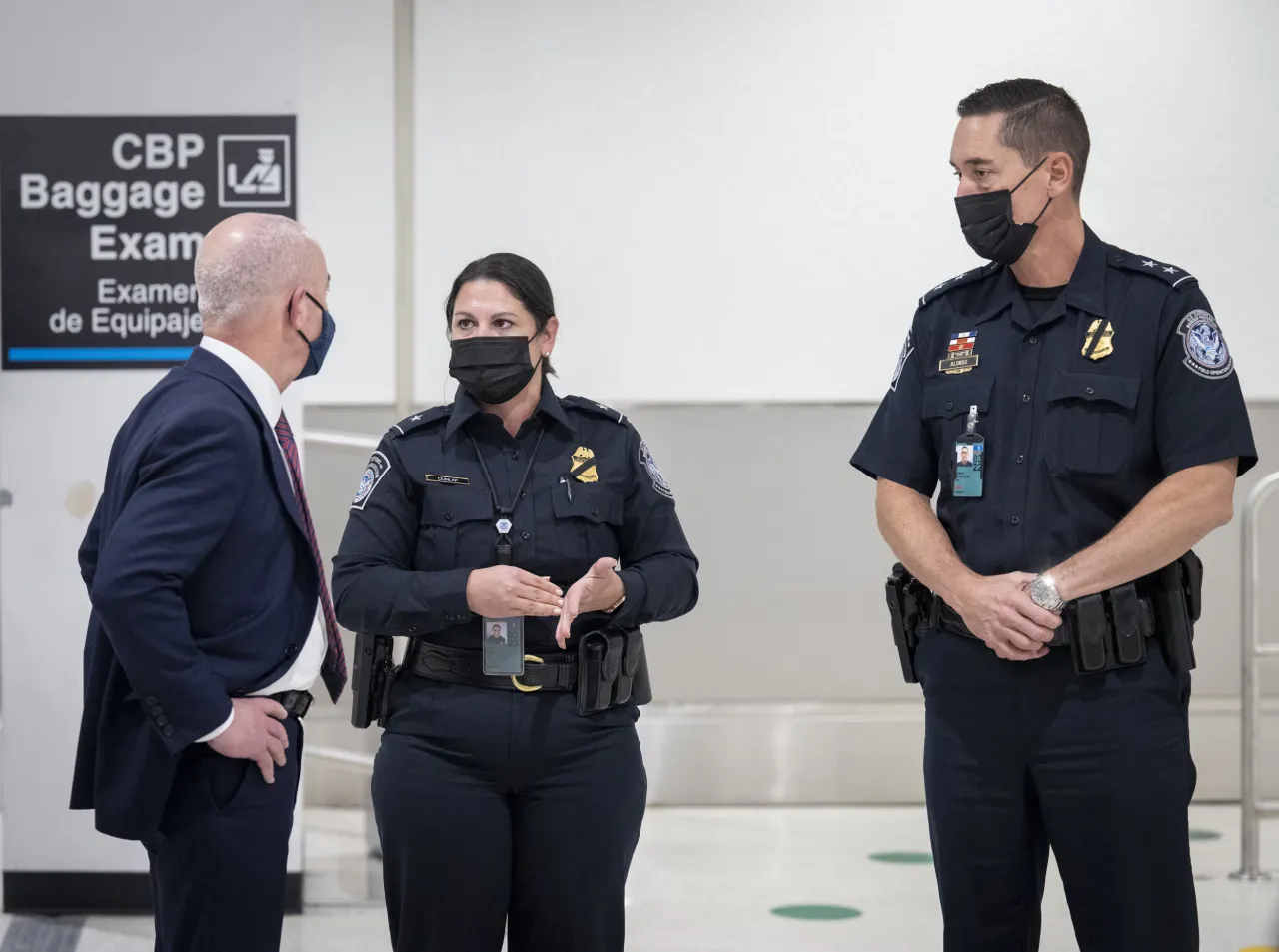 Image: DHS Secretary Alejandro Mayorkas Visits TSA and CBP Officers