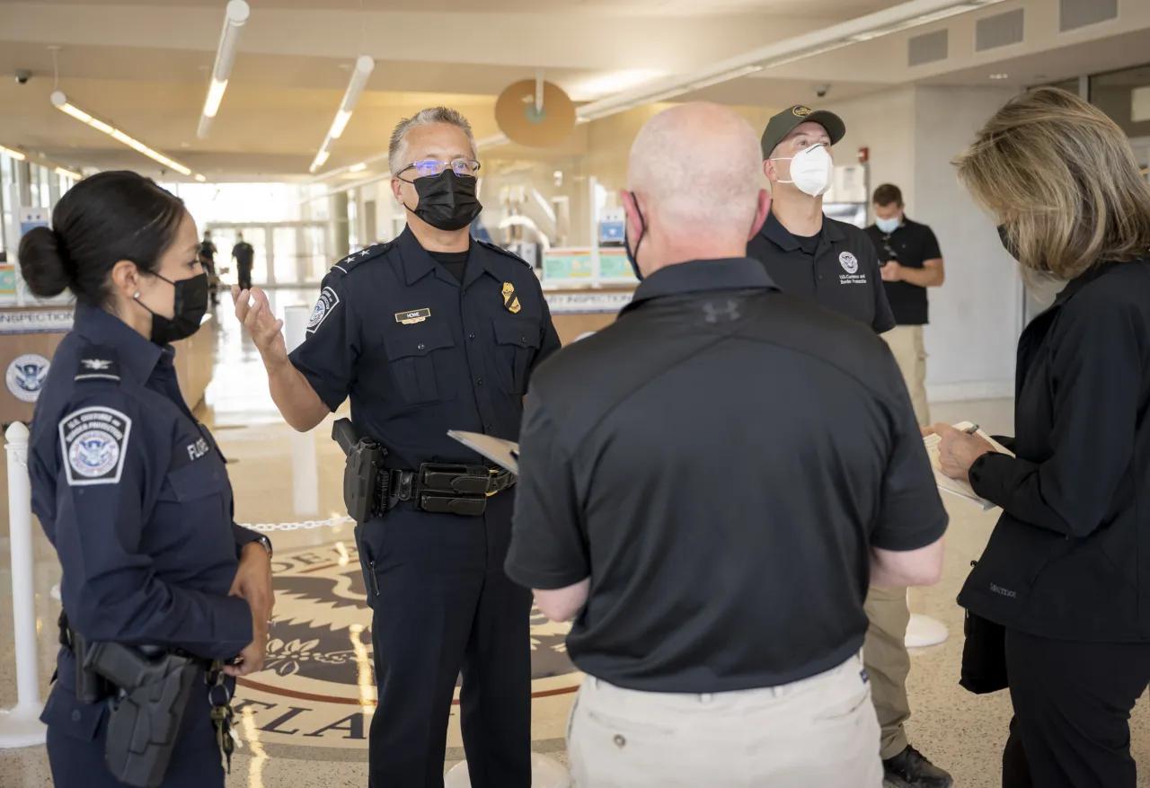 Image: DHS Secretary Alejandro Mayorkas Tours Port of Entry (2)