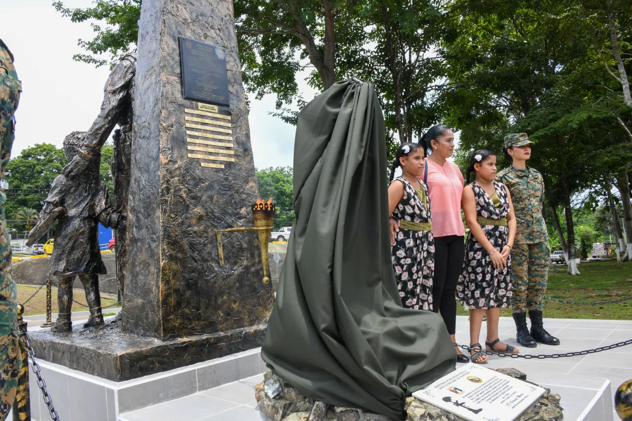 Image: Acting Homeland Security Secretary Kevin McAleenan Visits Panama (74)