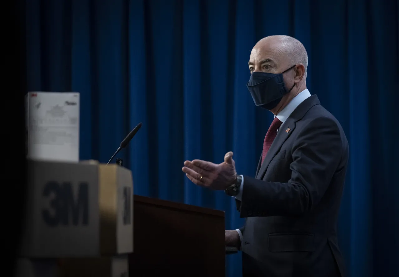 Image: DHS Secretary Mayorkas Press Conference on Counterfeit N95 Masks (22)