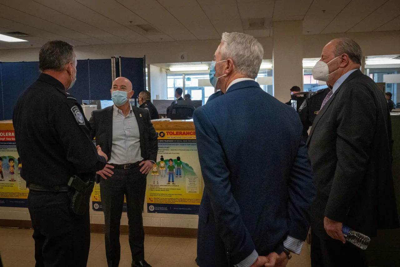 Image: DHS Secretary Alejandro Mayorkas Visits Paso Del Norte Port of Entry (023)