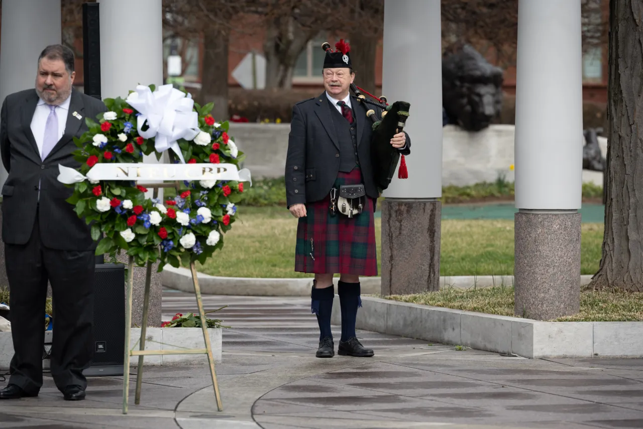 Image: DHS Secretary Alejandro Mayorkas Gives Remarks at NTEU Wreath Laying Ceremony (007)