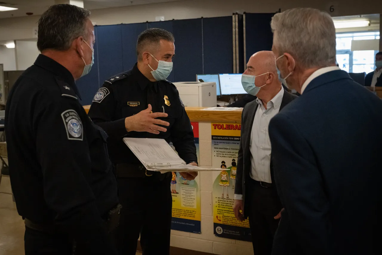 Image: DHS Secretary Alejandro Mayorkas Visits Paso Del Norte Port of Entry (036)