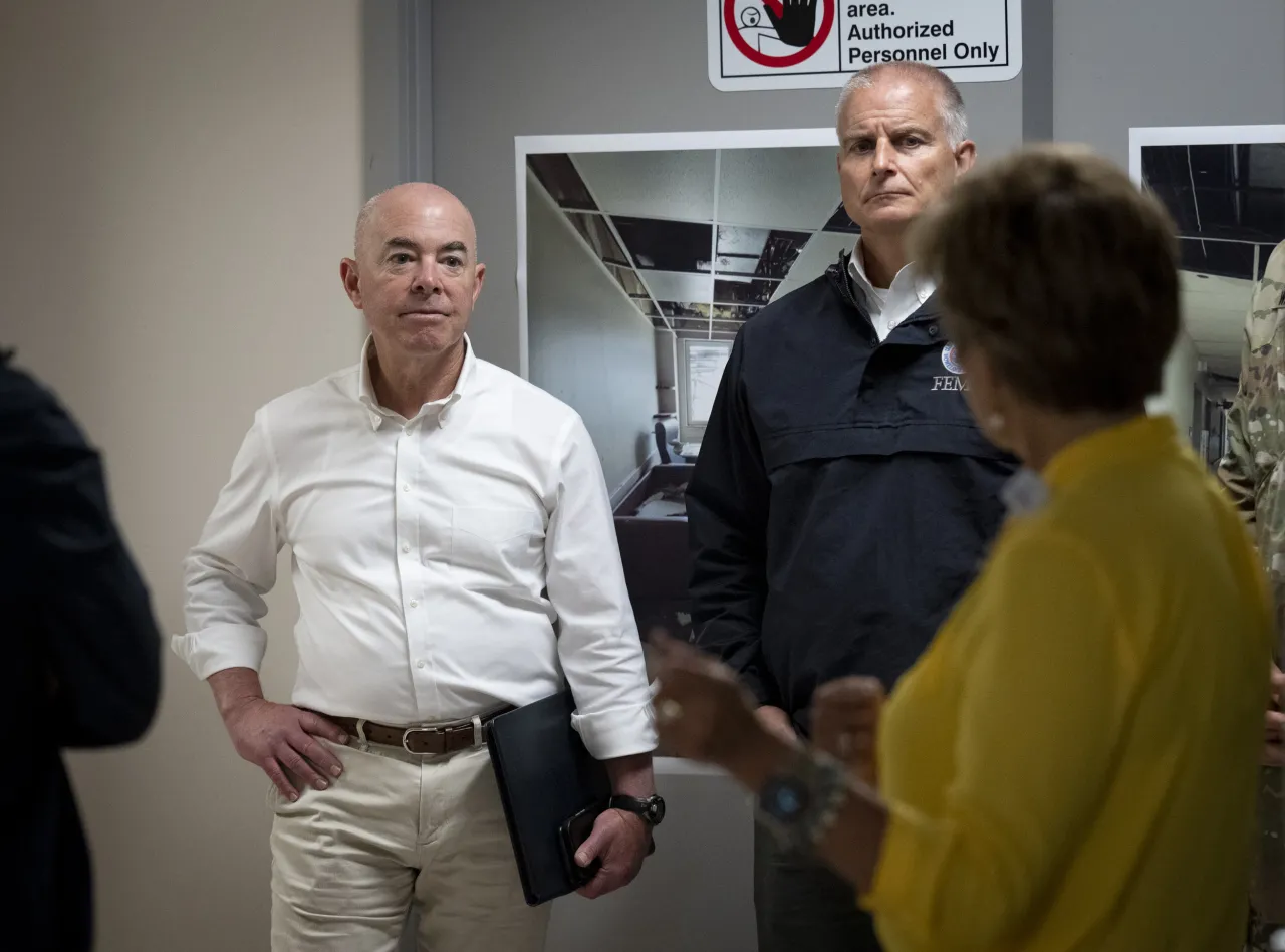 Image: DHS Secretary Alejandro Mayorkas Tours Terrebonne General Hospital (029)