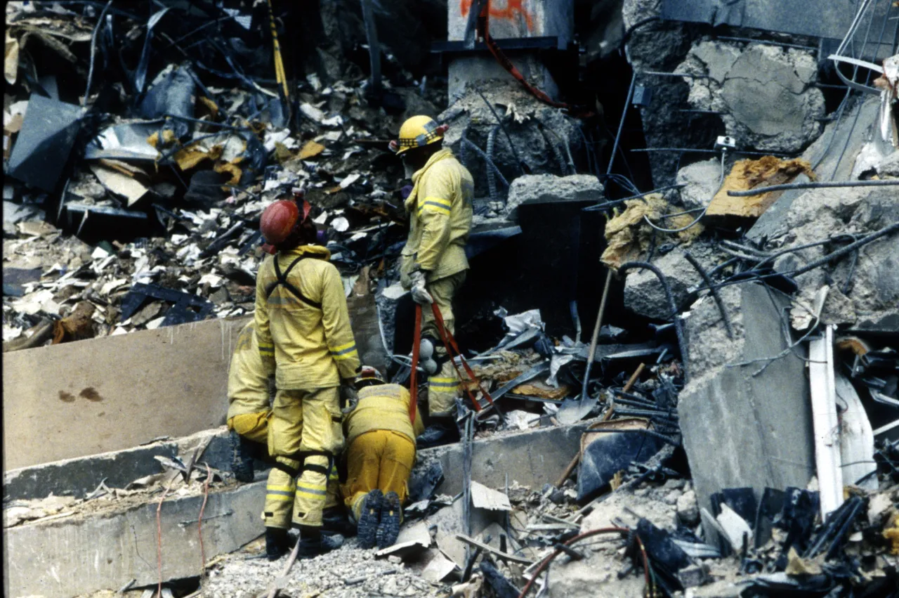 Image: Oklahoma City Bombing - Search and Rescue crews work to save those trapped beneath the debris (2)